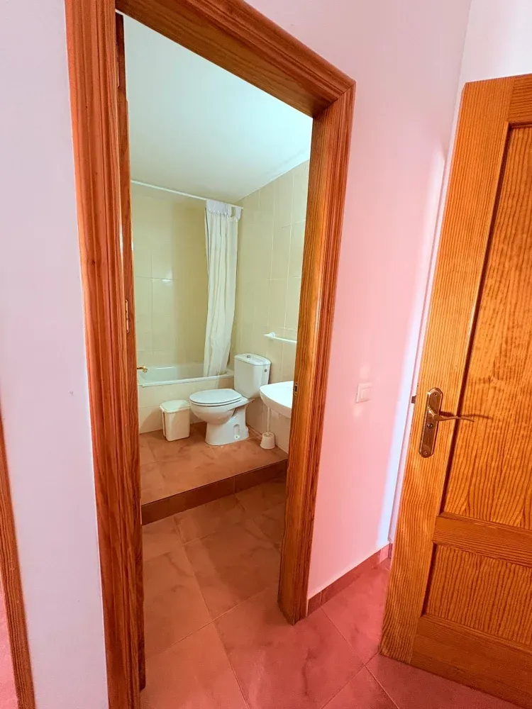 Imagen de Con Ba&ntilde;o