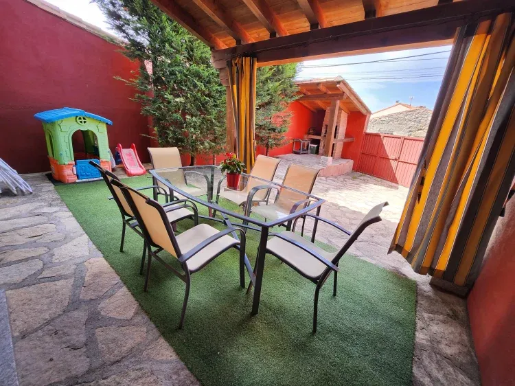 Imagen de Patio EL TORREON II.Hoyos del Espino (Ávila)#casasruralesgredos#casasAvila#casasconencanto#SierradeGredos#www.lascasasdeltorreon.com