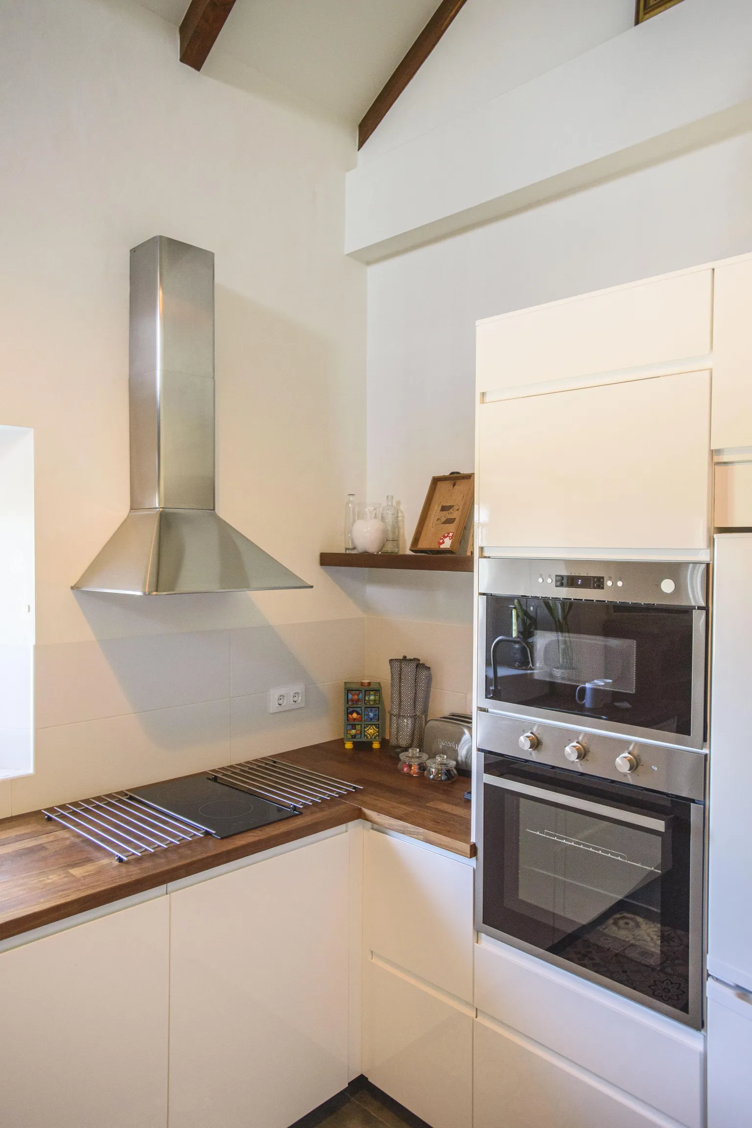 Imagen de cocina  totalmente equipada