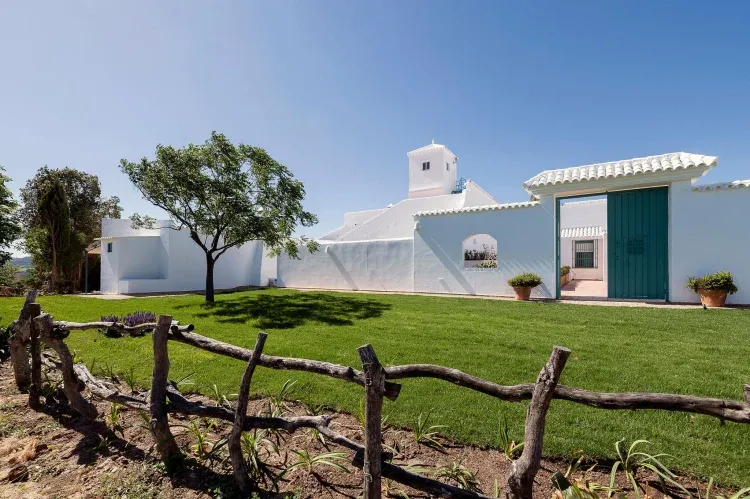 Imagen de Jardín piscina