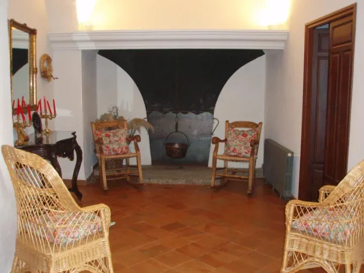 Imagen de Chimenea campera, sin uso.