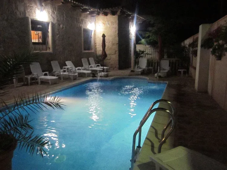 Imagen de Piscina De Noche