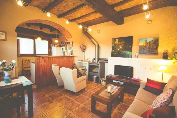 Imagen de Sala de estar con chimenea