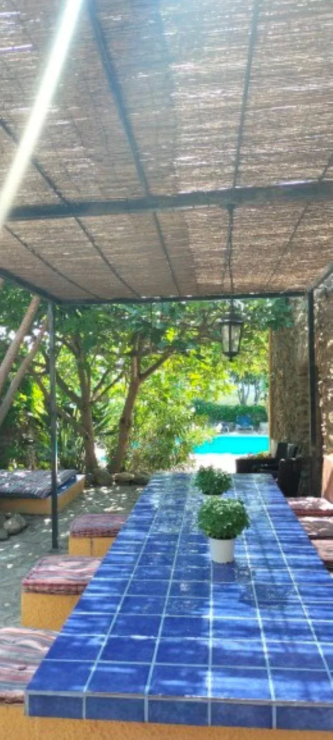 Imagen de mesa jardin