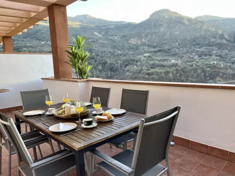Imagen de Vistas y comedor exterior