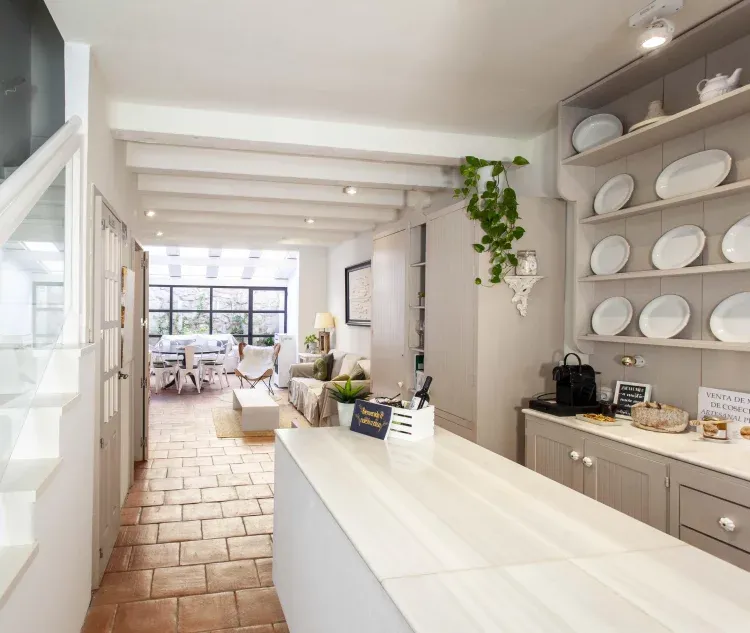 Imagen de Planta Baja: Cocina, Salón principal, aseo y comedor