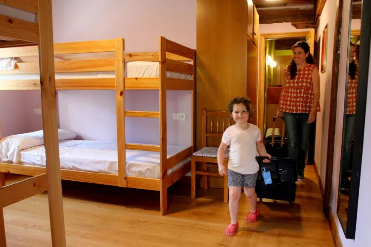 Imagen de Entrando en la habitación