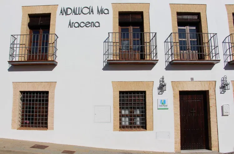 Imagen de FACHADA