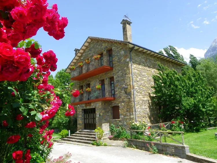 Imagen de FACHADA CASA SOFIA
