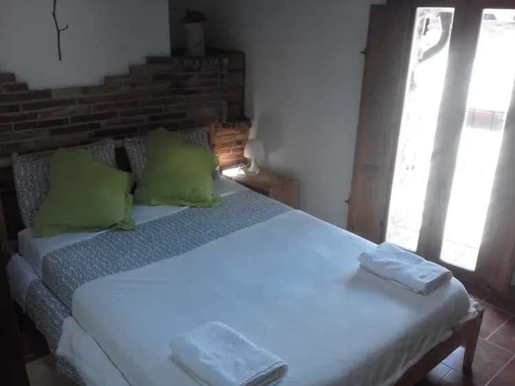 Imagen de cama matrimonio