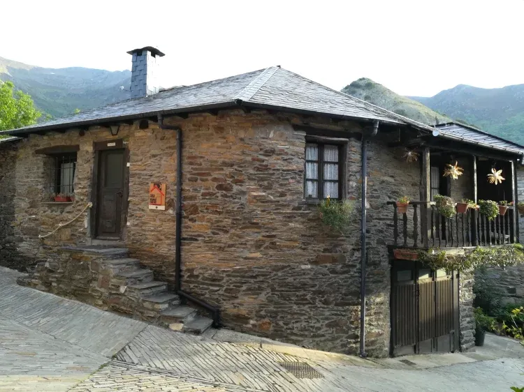 Imagen de Fachada de acceso vivienda