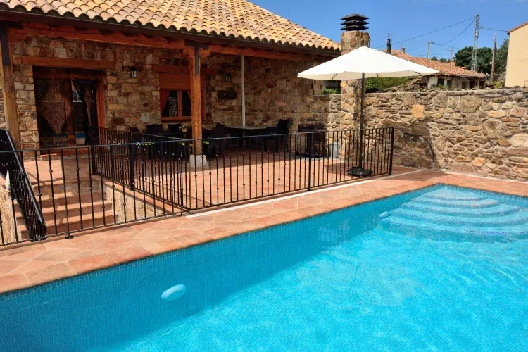 Imagen de Piscina 3 