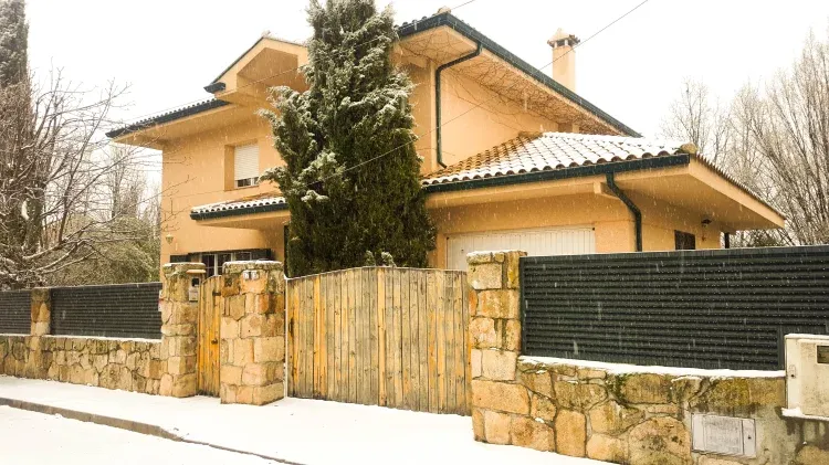 Imagen de Fachada de la casa en invierno 2019
