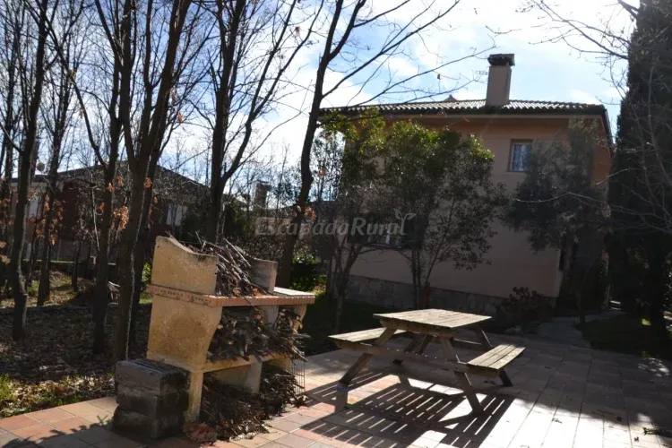 Imagen de Barbacoa en el jardín