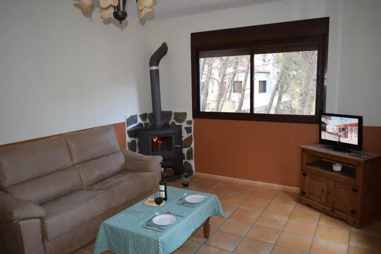 Imagen de Salón con chimenea