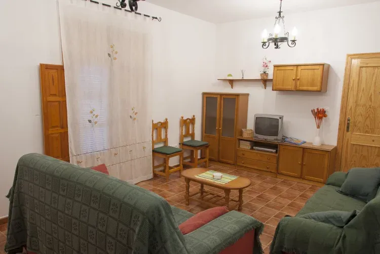 Imagen de Salón-comedor del apartamento  A
