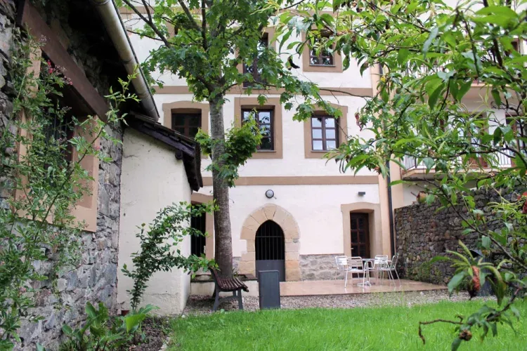 Imagen de LorategiaJardín