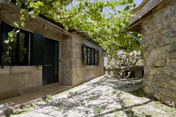 Imagen de Casa Baltar I - patio entre las dos casas