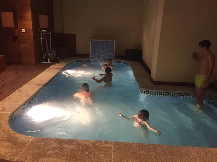 Imagen de PISINA CLIMATIZADA