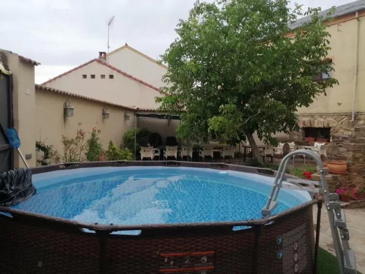 Imagen de Piscina en el patio 