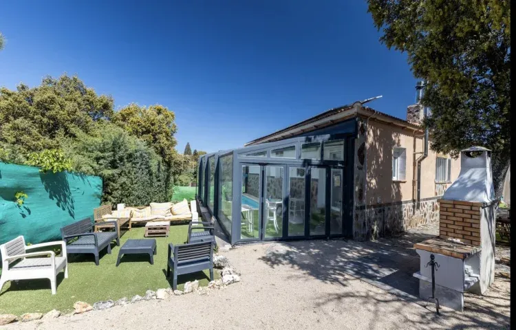 Imagen de Zona exterior piscina 