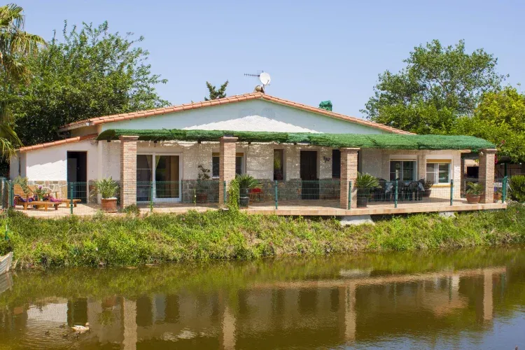 Imagen de PARADISE EBRO 1