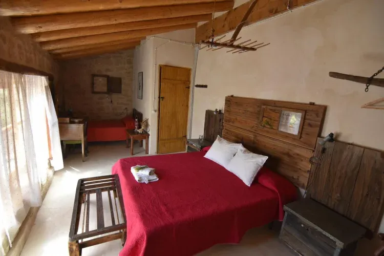 Imagen de Habitación triple con baño privado.El precio de la habitación incluye el desayuno.