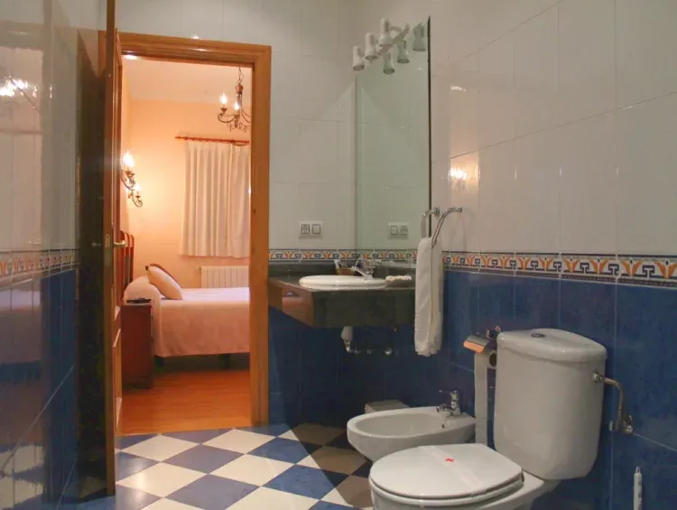 Imagen de Habitación 2 camas situada a nivel del suelo para poder ser más accesible para personas con movilidad reducida