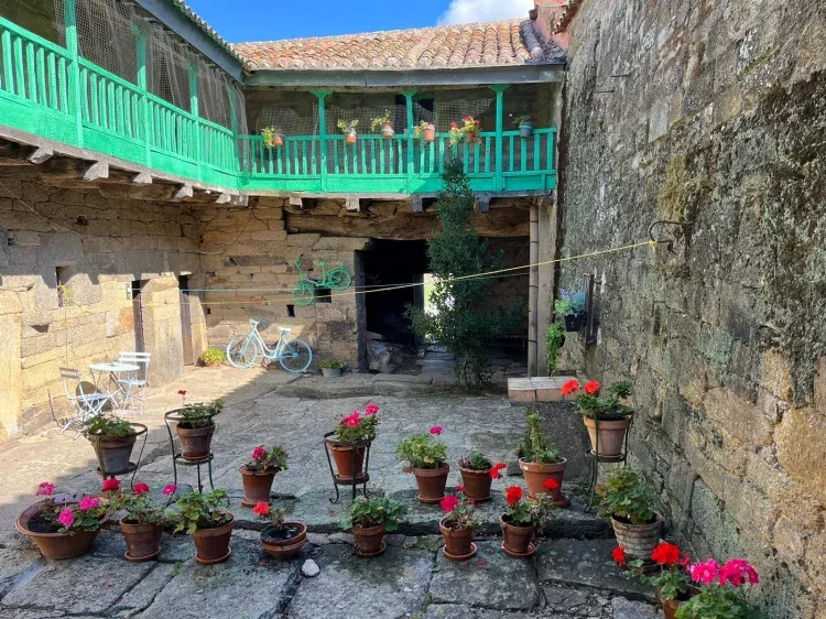Imagen de patio de la  Botica 
