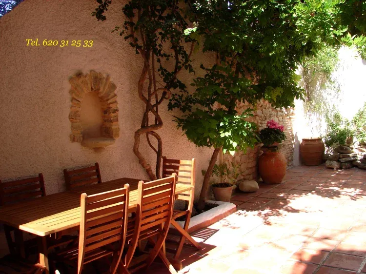 Imagen de PATIO DEL RACONET