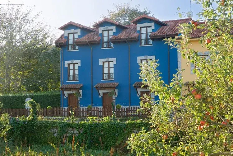 Imagen de Fachada principal de Los apartamentos La Canalina. 