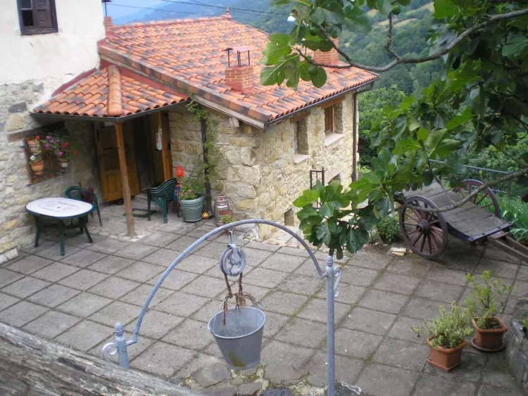 Imagen de Patio o antojana con el pozo. Común