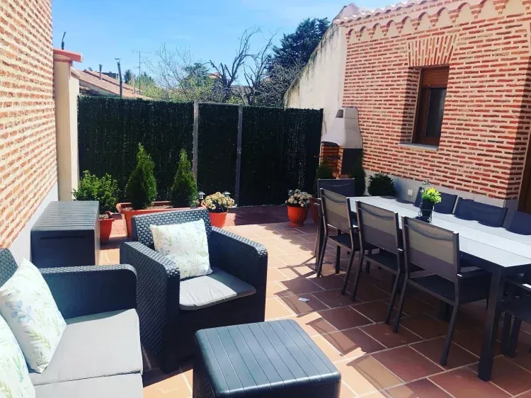Imagen de Patio con barbacoa 