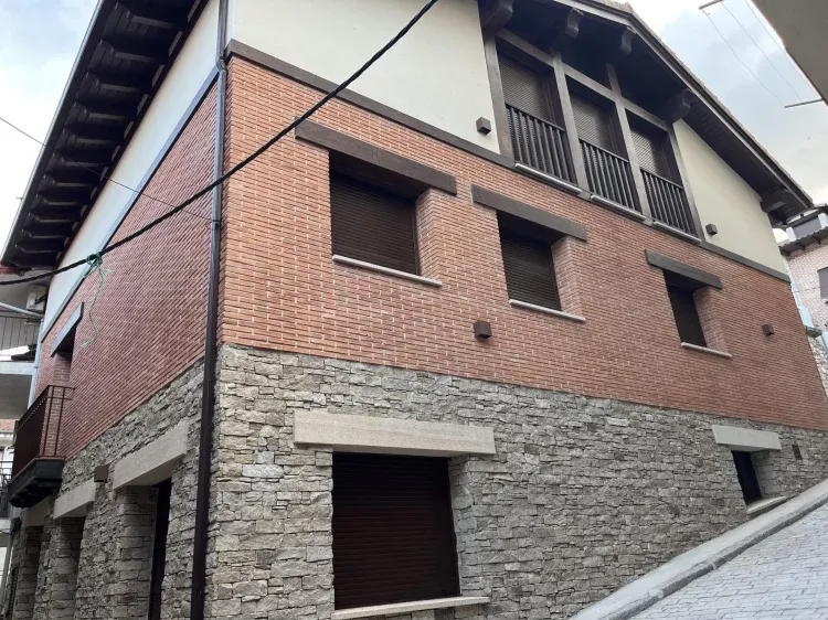 Imagen de FACHADA