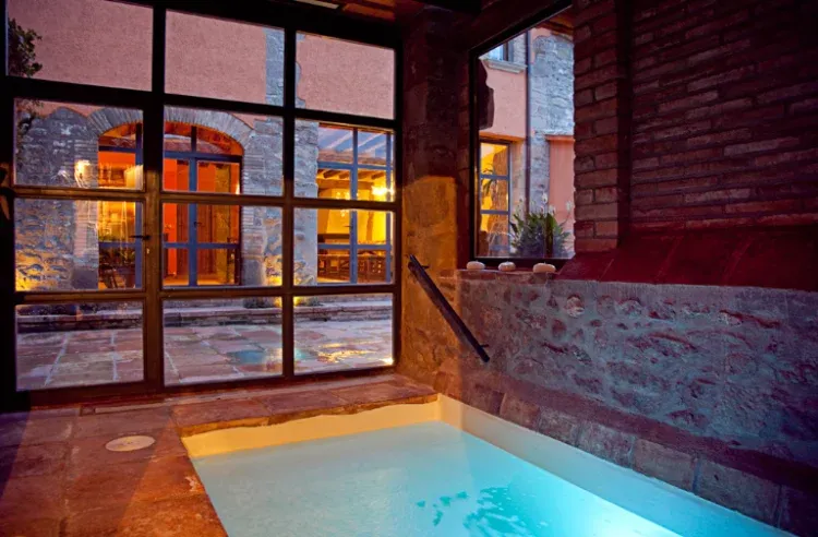 Imagen de jacuzzi