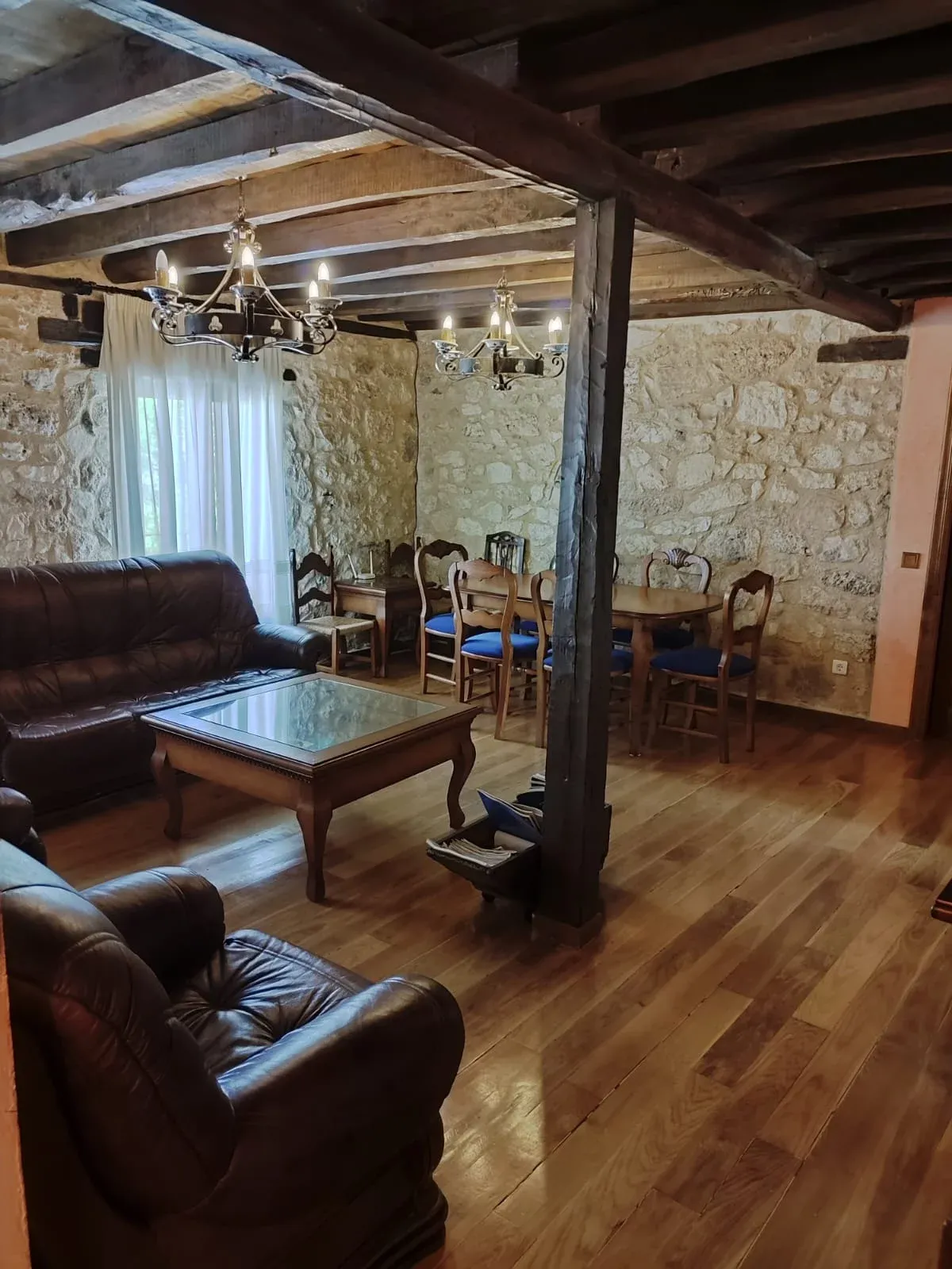 Imagen de SALÓN COMÚN 