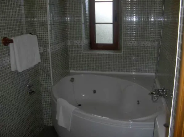 Imagen de Jacuzzi nº3