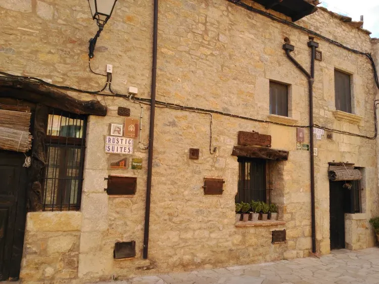 Imagen de Casa Rustic Suites*** - Casa Rustic Oh***. 2- 16 plazas.