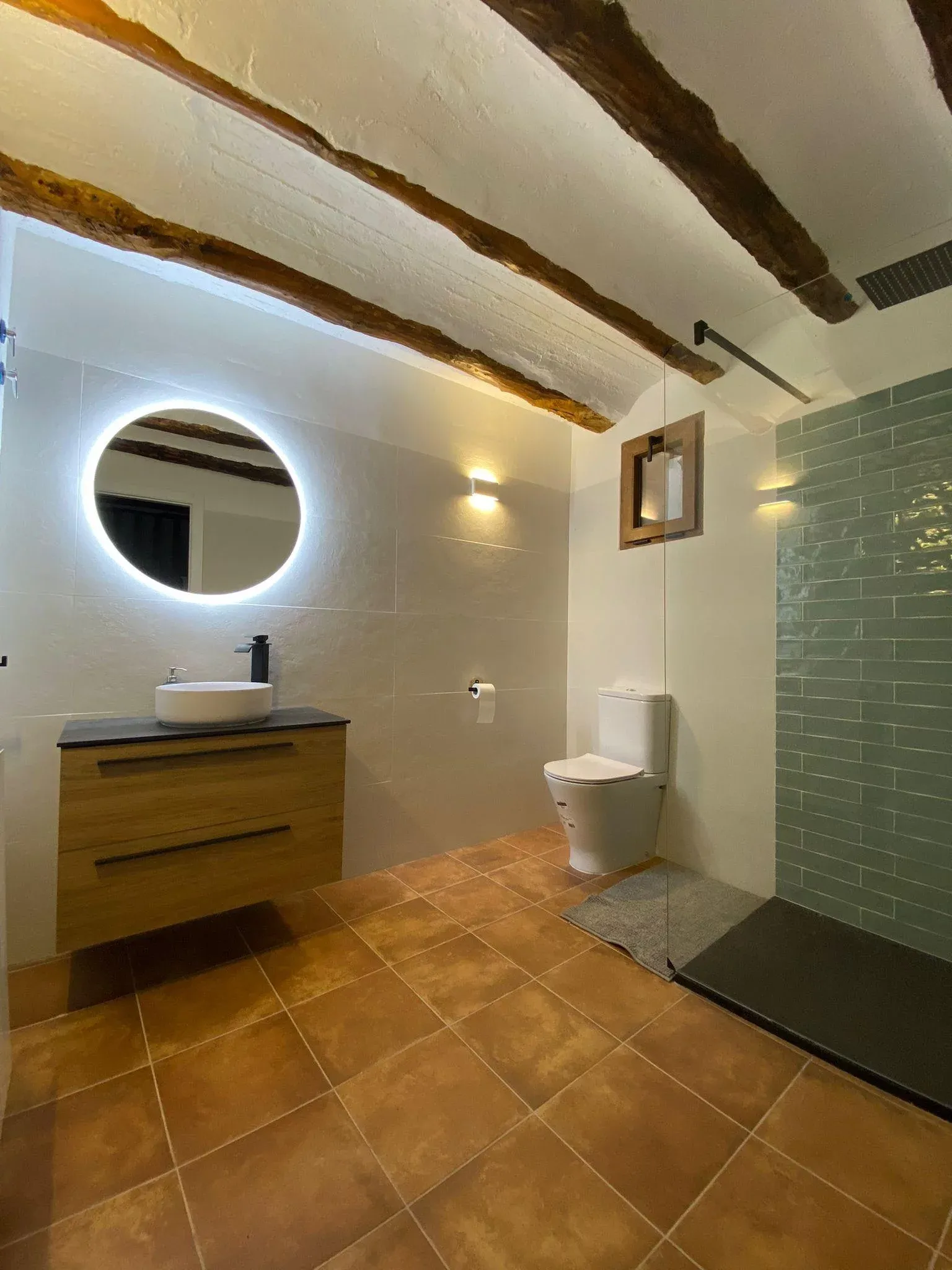 Imagen de baño equipado