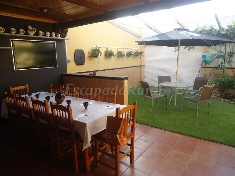 Imagen de zona barbacoa