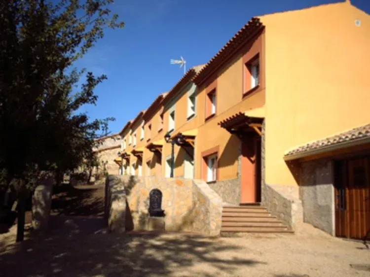 Imagen de Fachada:5 casas adosadas con capacidad para 4 personas cada una de ellas