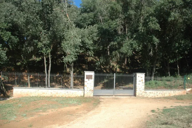 Imagen de portal entrada finca