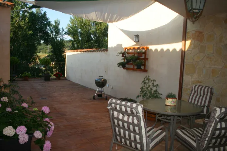 Imagen de Vistas desde el Patio. Apart ,Carmen