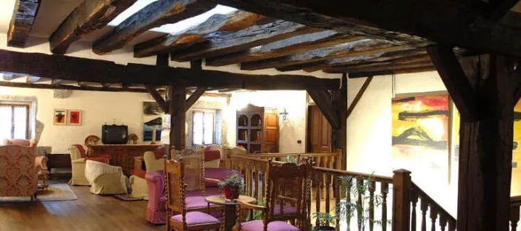 Imagen de la sala desde otro punto