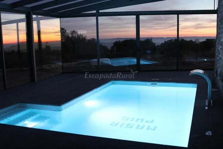 Imagen de piscina climatizada