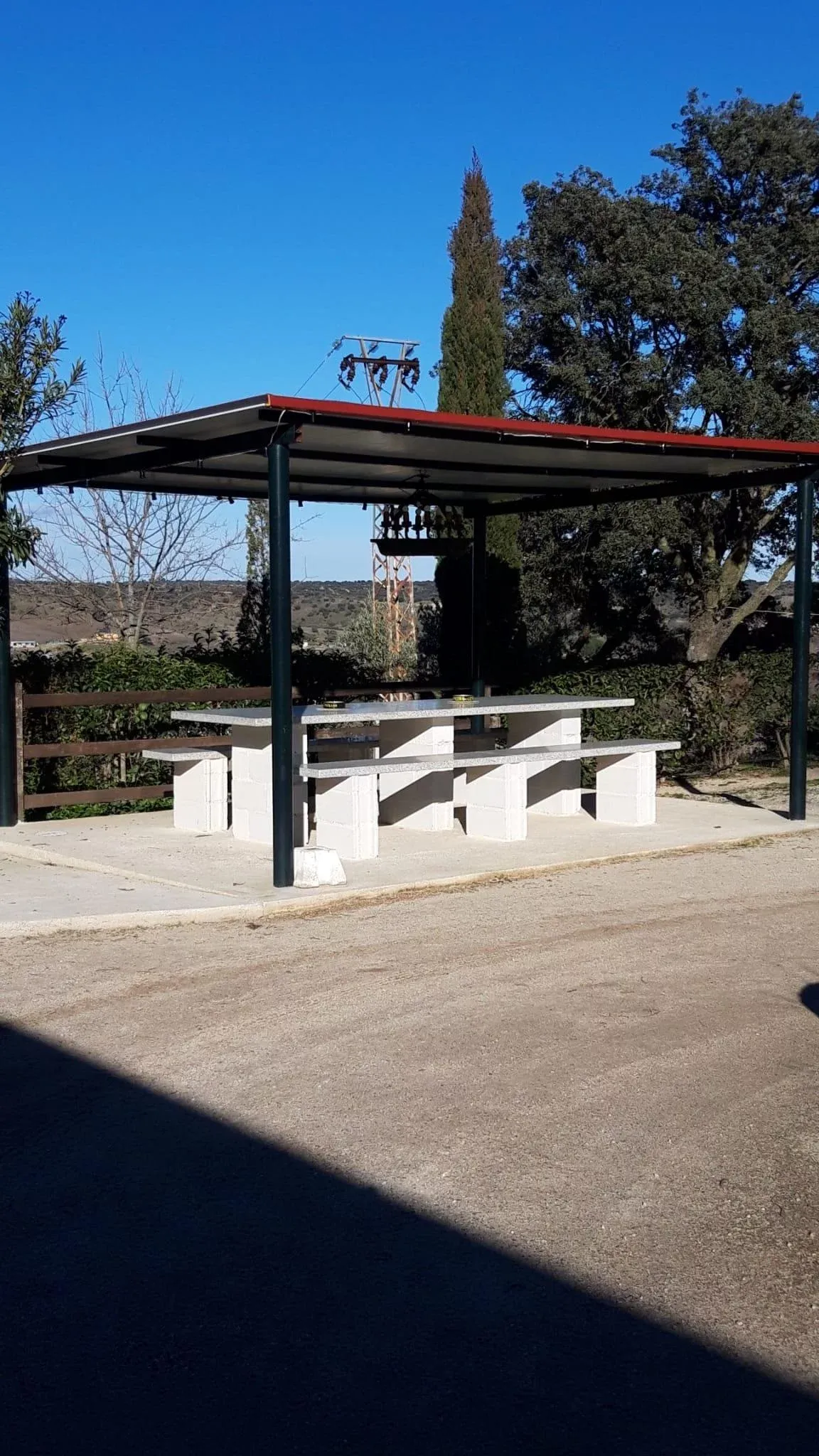 Imagen de nueva zona merendero barbacoa