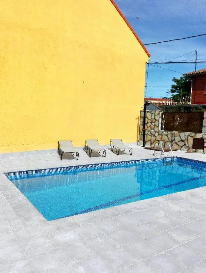 Imagen de Piscina alberche