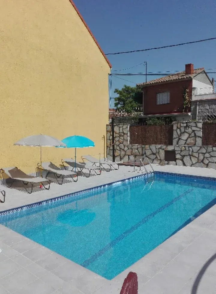 Imagen de Piscina alberche