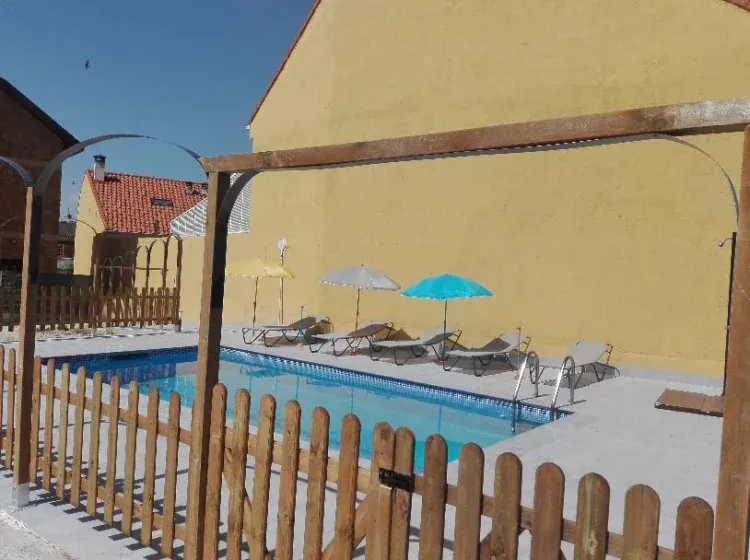 Imagen de Piscina alberche