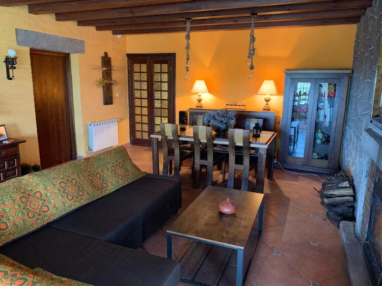 Imagen de Salon con 3 ambientes